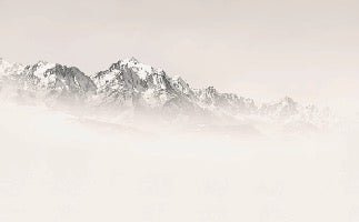 Papier peint Mont Blanc dans la brume sépia
