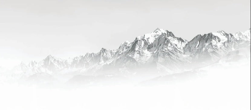 Papier peint Mont Blanc dans la brume noir et blanc