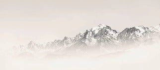 Papier peint Mont Blanc dans la brume sépia