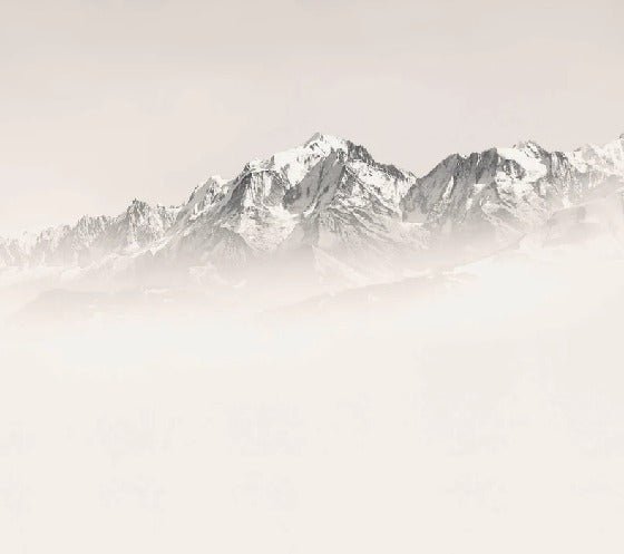 Papier peint Mont Blanc dans la brume sépia