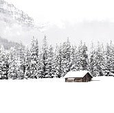 Papier peint panoramique chalet en montagne