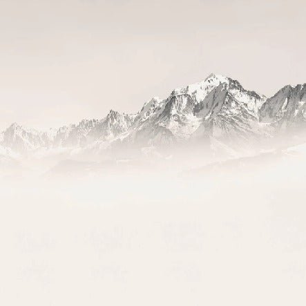 Papier peint Mont Blanc dans la brume sépia