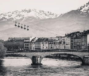 Papier peint Grenoble Bastille noir et blanc