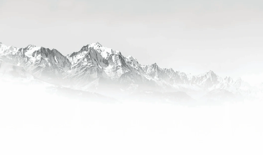 Papier peint Mont Blanc dans la brume noir et blanc