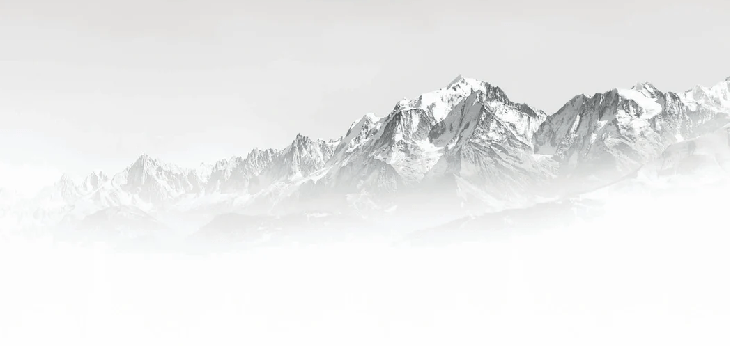Papier peint Mont Blanc dans la brume noir et blanc